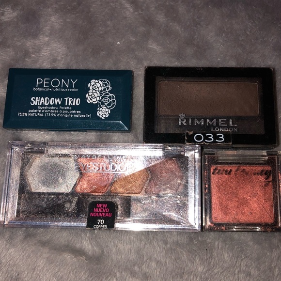 Make up/ eyeshadow/face powder/ eyeliner/ brush/ contouring/ eye palettes - Picture 13 of 16